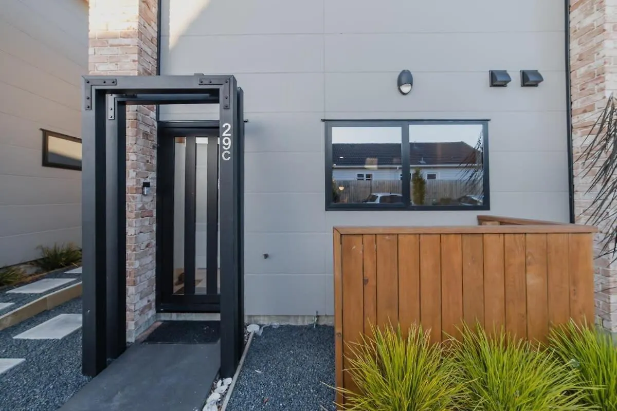 Feriehus Enchanting Getaway In Merivale Christchurch New Zealand