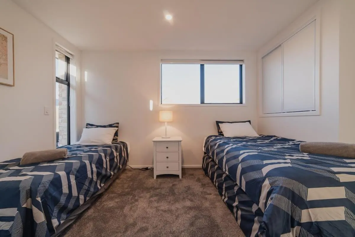 Enchanting Getaway In Merivale Christchurch